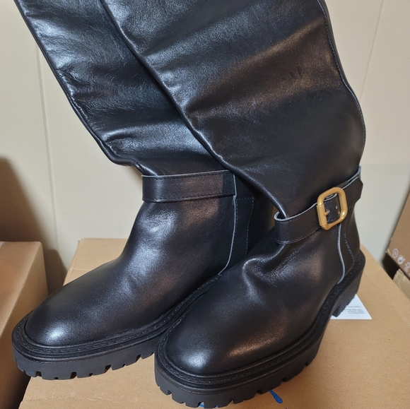 ZARA FLAT LEATHER BOOTS WITH BUCKLE - Picture 8 of 9